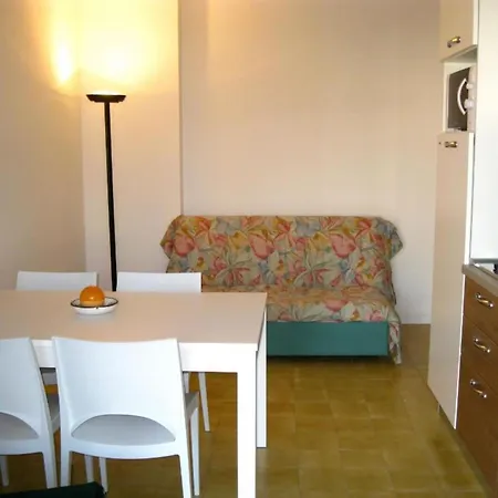 Spacious For Families And Friends In *