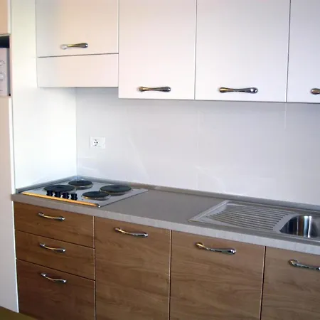 Spacious For Families And Friends In Appartement Grado