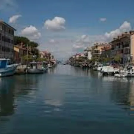 Appartement Spacious For Families And Friends In