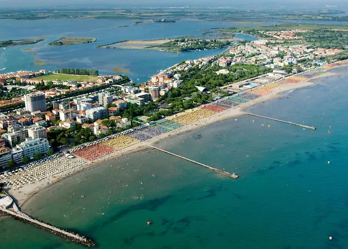 Spacious For Families And Friends In * Grado